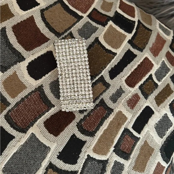 Sparkling Silver Rhinestone Bracelet - Picture 3 of 9